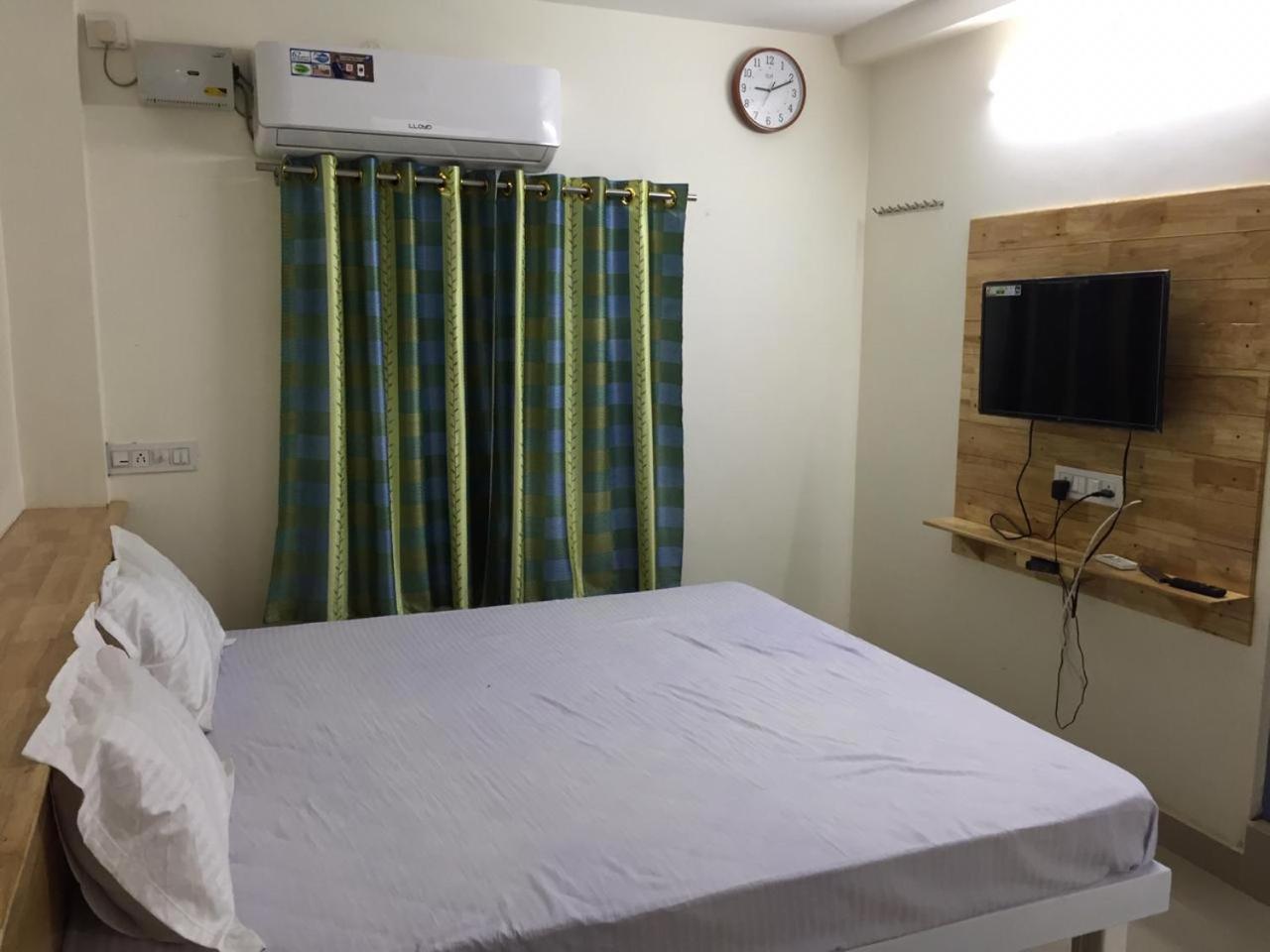 Aditi Rooms Tiruchirappalli ภายนอก รูปภาพ