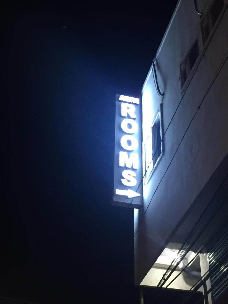 Aditi Rooms Tiruchirappalli ภายนอก รูปภาพ